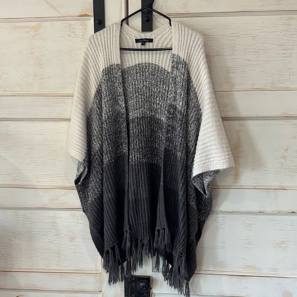 Love Tree Cream Cable Knit Sweater